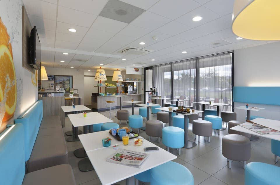 Daily buffet breakfast (EUR 10 per person)