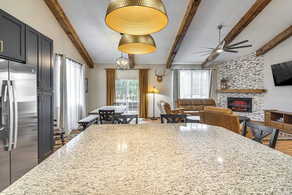 House (3 Bedrooms) | Interior