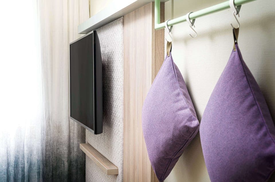 Standard Double Room | Hypo-allergenic bedding, in-room safe, desk, laptop workspace