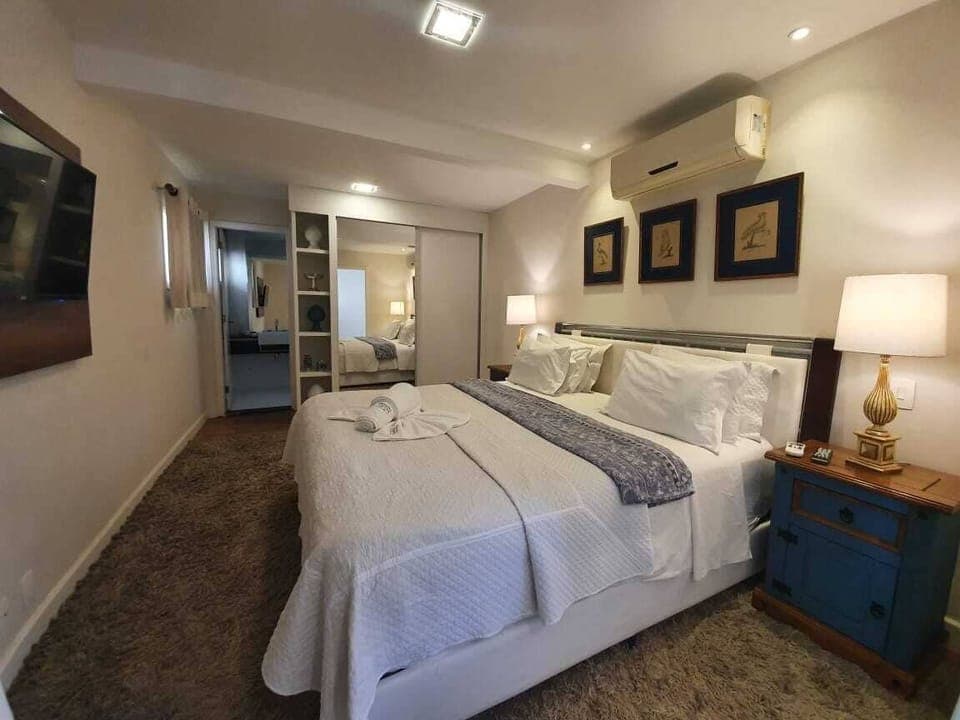 Deluxe Double or Twin Room | Premium bedding, minibar, free WiFi, bed sheets