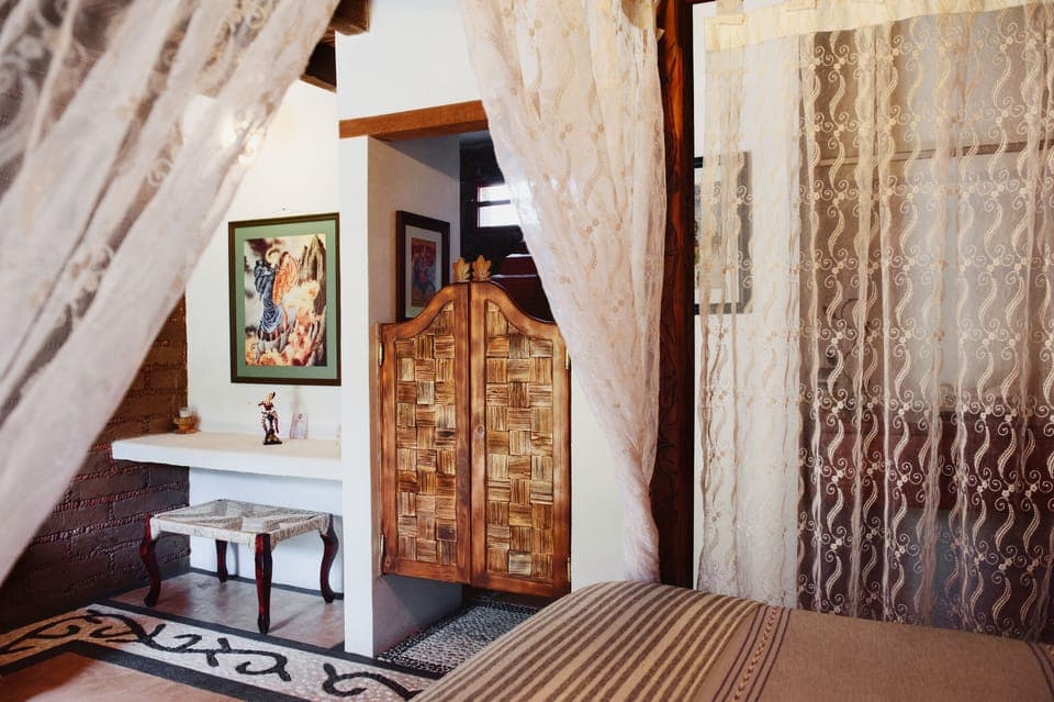 Deluxe Room, 1 King Bed, Balcony Interior | Desk, free WiFi, bed sheets