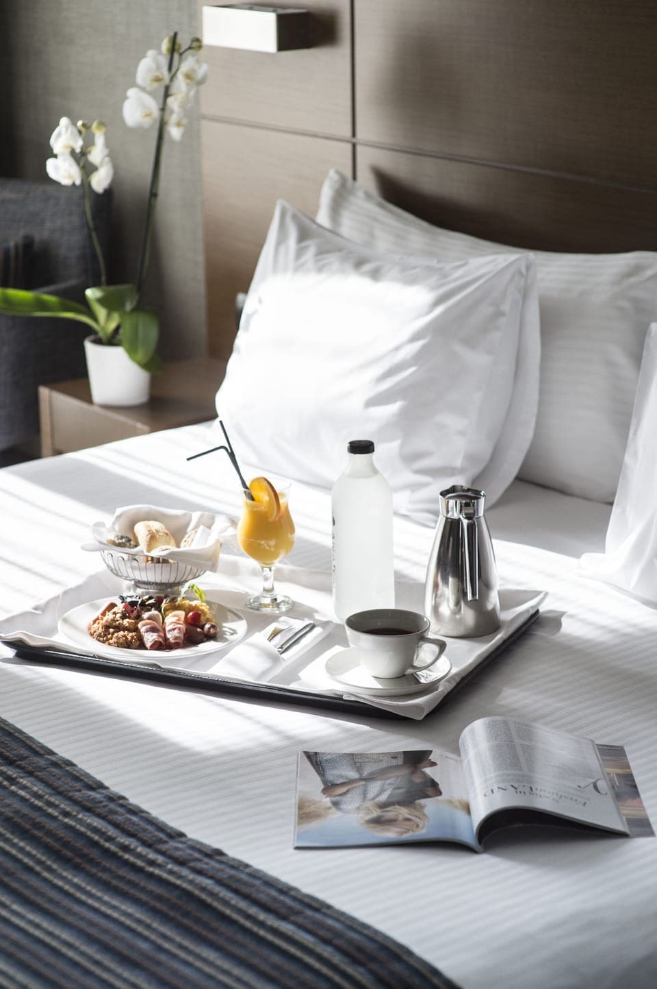 Junior Suite | Hypo-allergenic bedding, minibar, in-room safe, desk