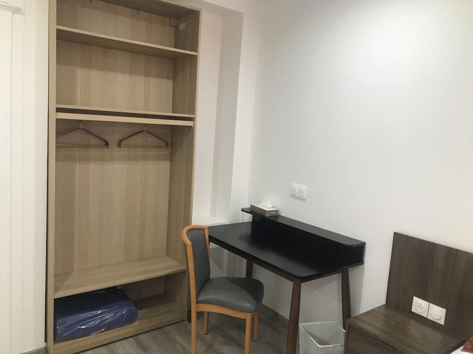 Triple Room | Premium bedding, desk, soundproofing, free WiFi