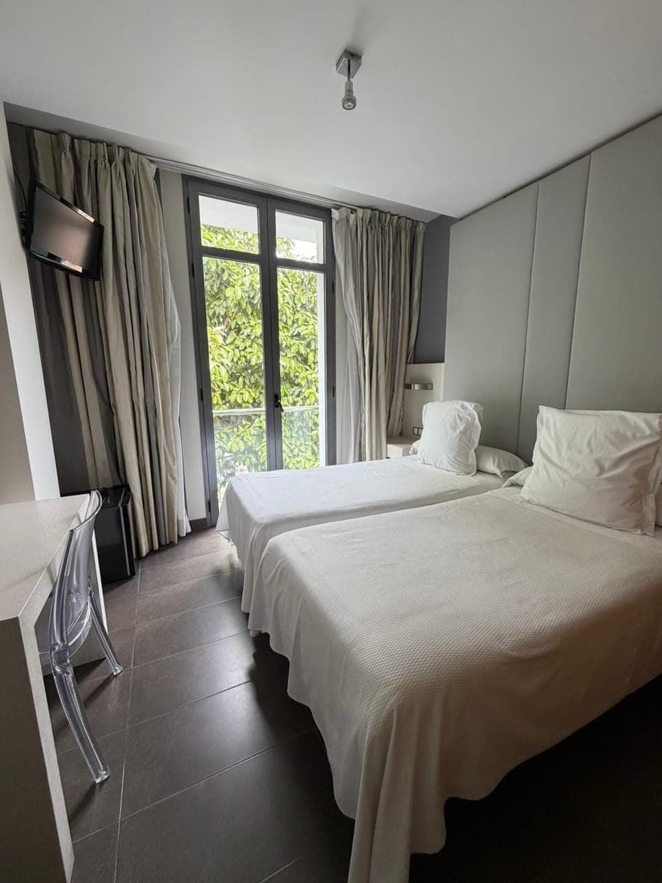 Comfort Double Room, Balcony, City View | Premium bedding, memory foam beds, in-room safe, desk