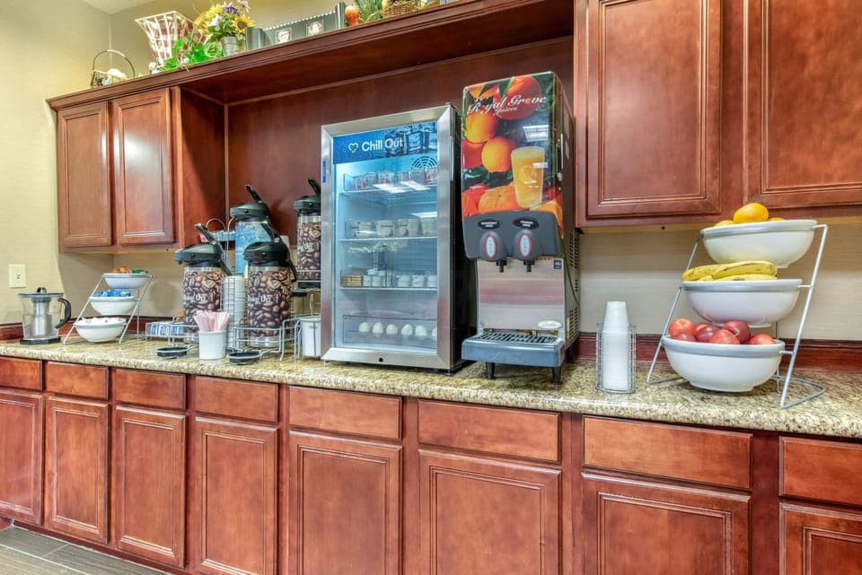 Free daily buffet breakfast