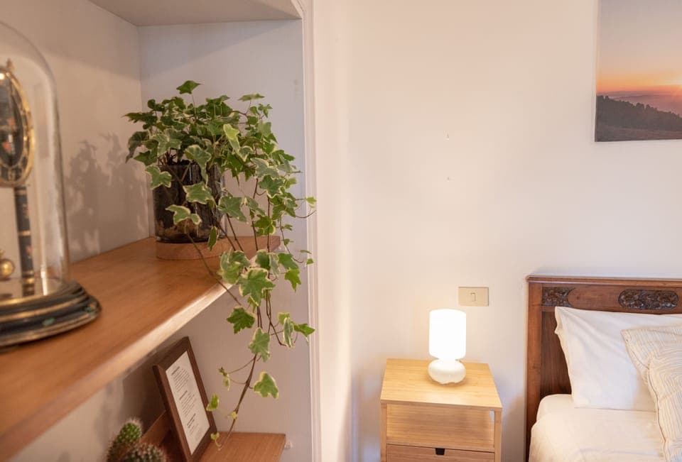 Premium Triple Room, Multiple Beds, Private Bathroom, Valley View (Camera Sol1) | Premium bedding, individually decorated, individually furnished, desk