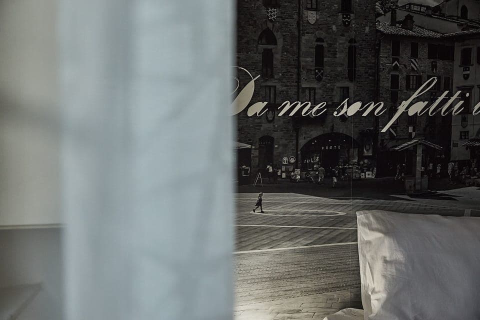 Deluxe Room, 1 King Bed, Jetted Tub | Free WiFi, bed sheets