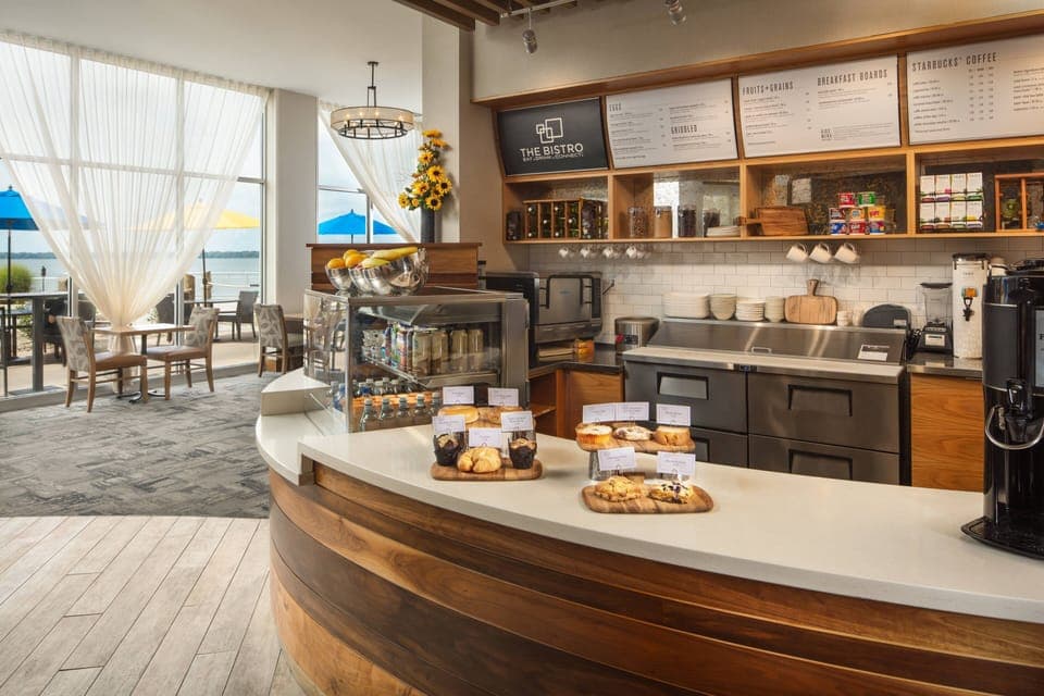 Breakfast served, American cuisine