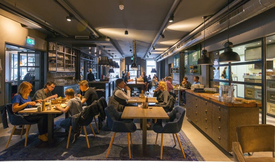 Breakfast, lunch, dinner served; international cuisine 