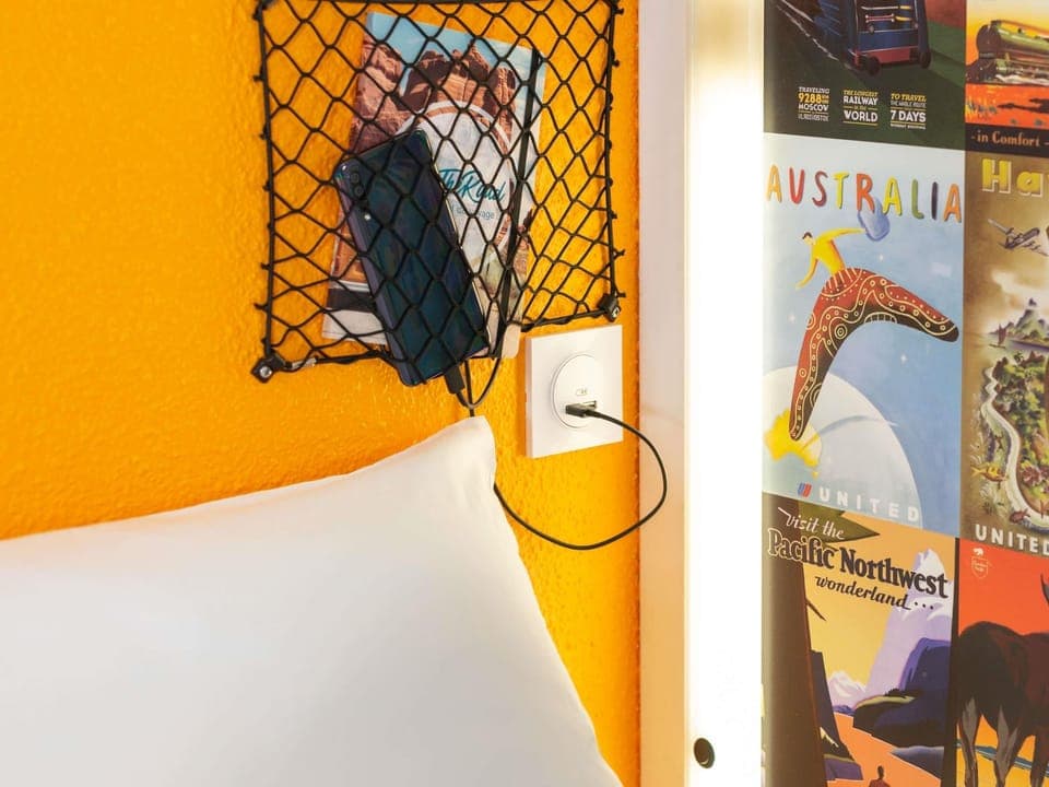 Desk, soundproofing, iron/ironing board, free WiFi