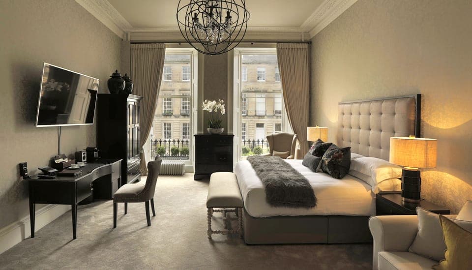 Junior Double Room | 1 bedroom, Egyptian cotton sheets, premium bedding, Select Comfort beds