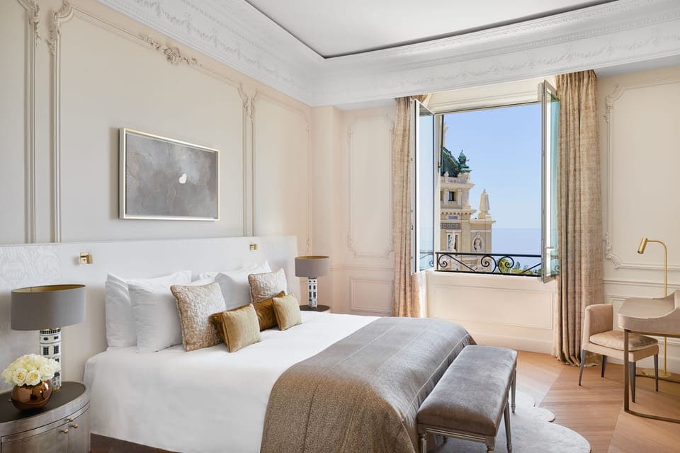 Suite - Sea view | Premium bedding, minibar, in-room safe, individually decorated