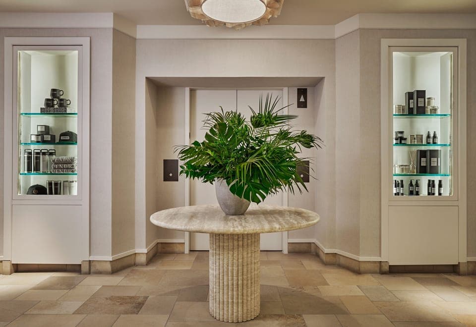 Body treatments, aromatherapy, hot stone massages, deep-tissue massages