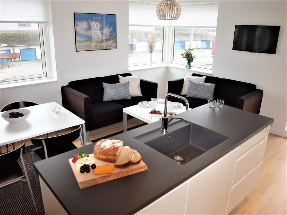 Apartment - 3 bedrooms - terrace (6 people) | Living area | Flat-screen TV