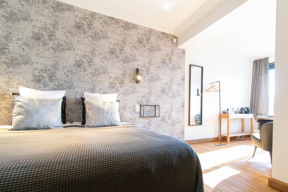 Superior Room (Mr/Mrs Harvey) | Egyptian cotton sheets, premium bedding, free minibar items