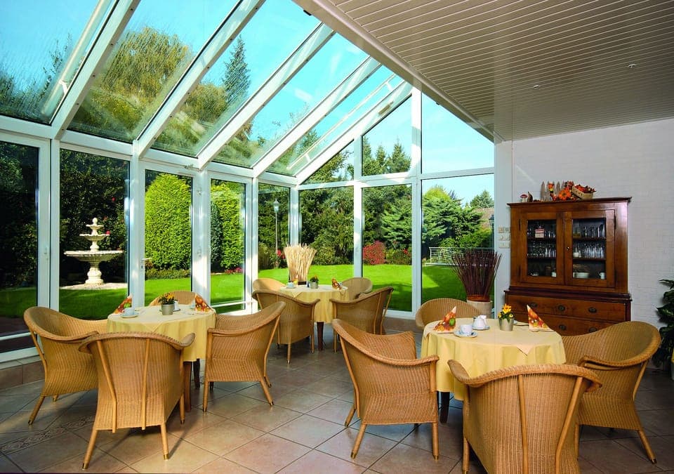 Daily buffet breakfast (EUR 19 per person)