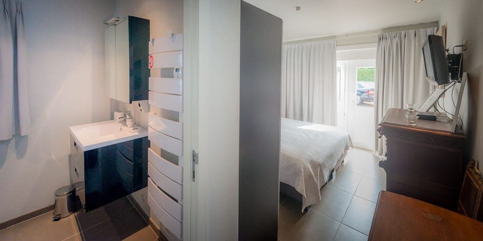 Deluxe Double Room, Ensuite, Garden View (Schiele) | Premium bedding, in-room safe, WiFi