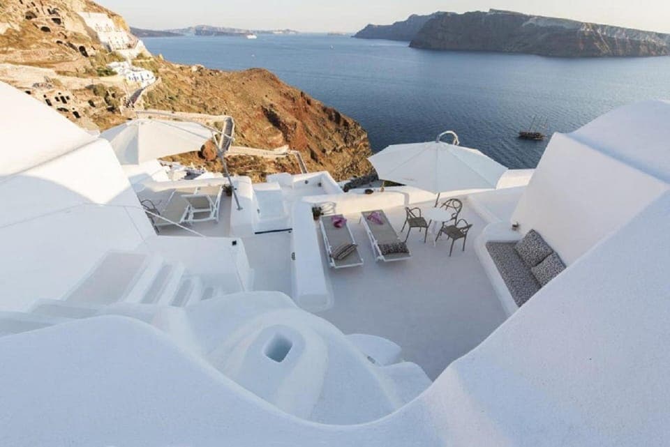 Senior Suite, Hot Tub, Sea View | Balcony