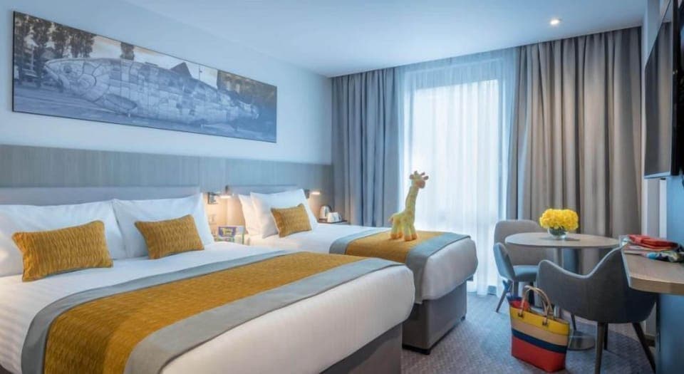 Family Room | In-room safe, iron/ironing board, free cribs/infant beds, free WiFi