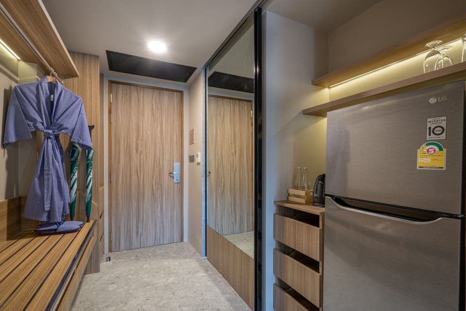 In-room safe, individually decorated, individually furnished, desk