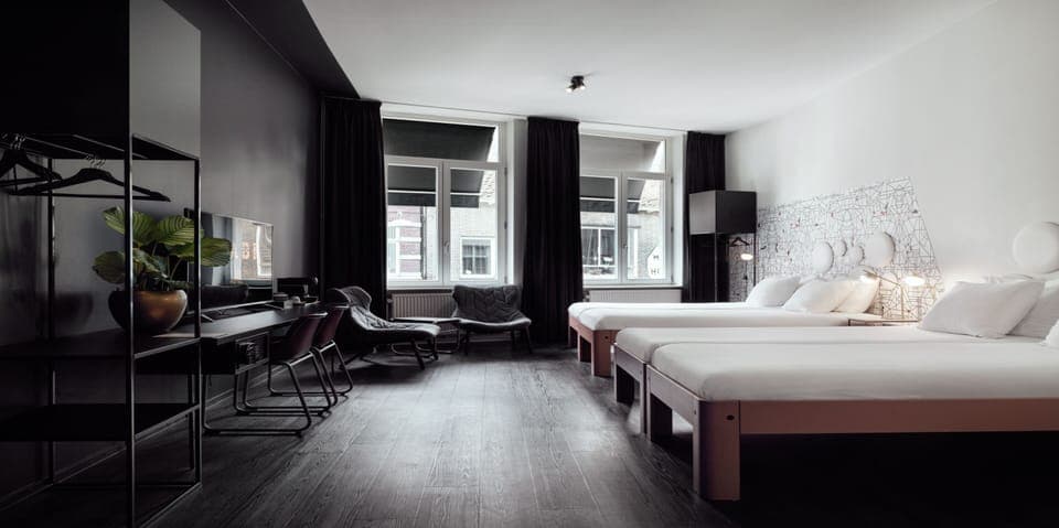 Family Room | In-room safe, desk, iron/ironing board, cribs/infant beds