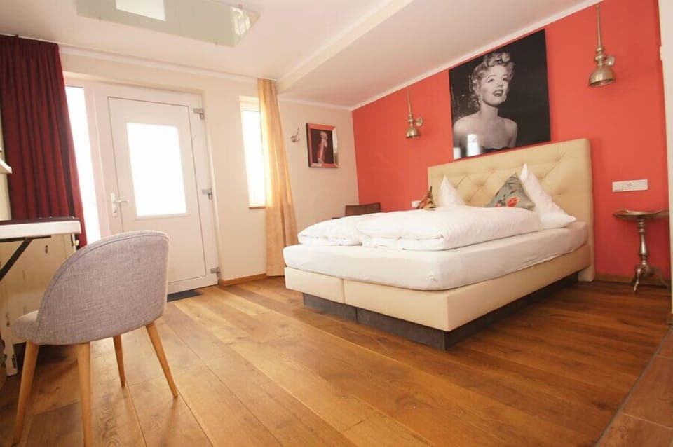 Standard Double Room | Hypo-allergenic bedding, pillowtop beds, individually decorated, desk