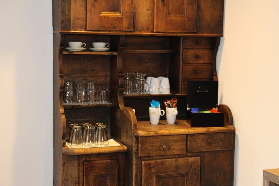 Daily buffet breakfast (CHF 12 per person)