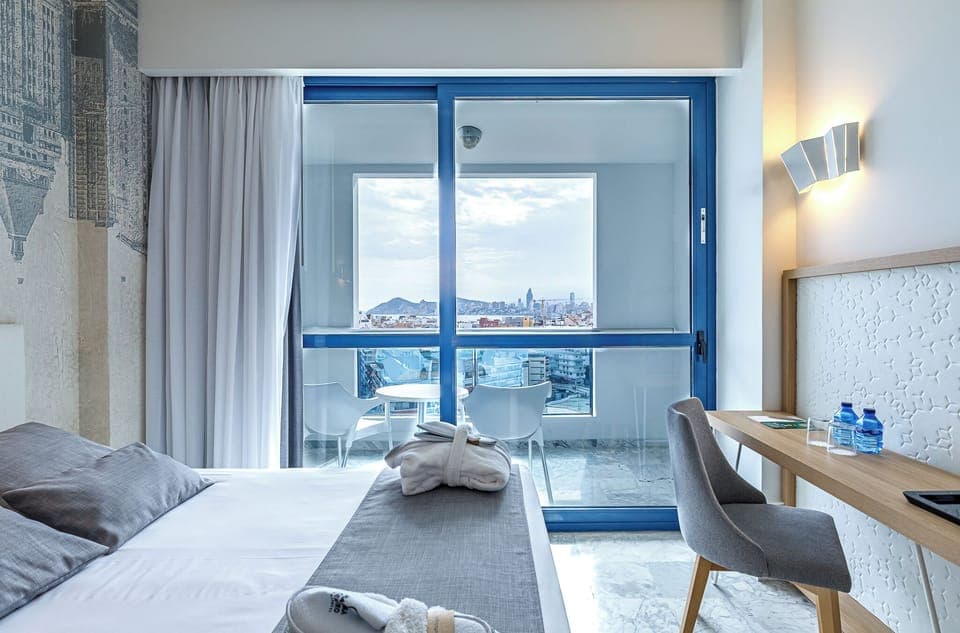 In-room safe, desk, laptop workspace, free WiFi