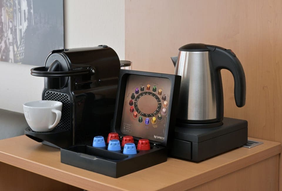 Superior Room - Size: L(arge) | Coffee and/or coffee maker
