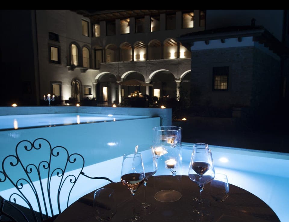 Seasonal outdoor pool, pool umbrellas, sun loungers