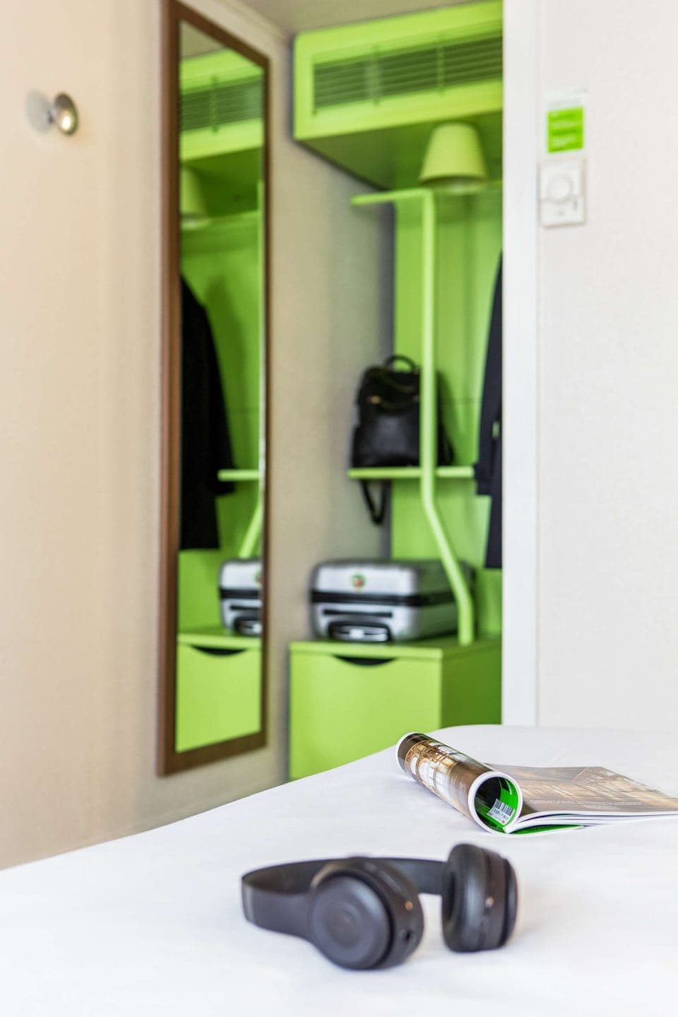 Desk, free WiFi, bed sheets