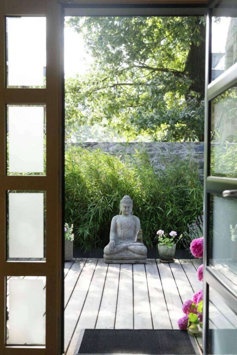 Classic Room, Garden View | Free WiFi