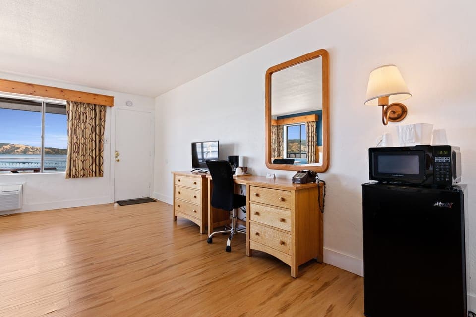 Room, 2 Queen Beds, Lake Front, No Pets Allowed | Individually furnished, desk, laptop workspace, blackout drapes