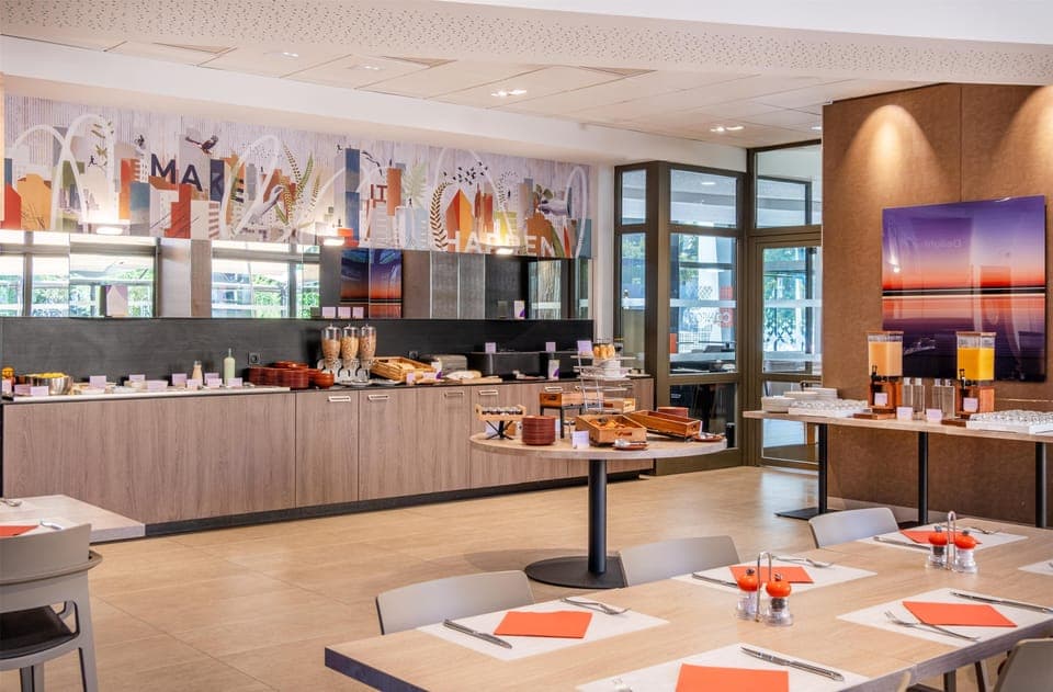 Daily buffet breakfast (EUR 16 per person)
