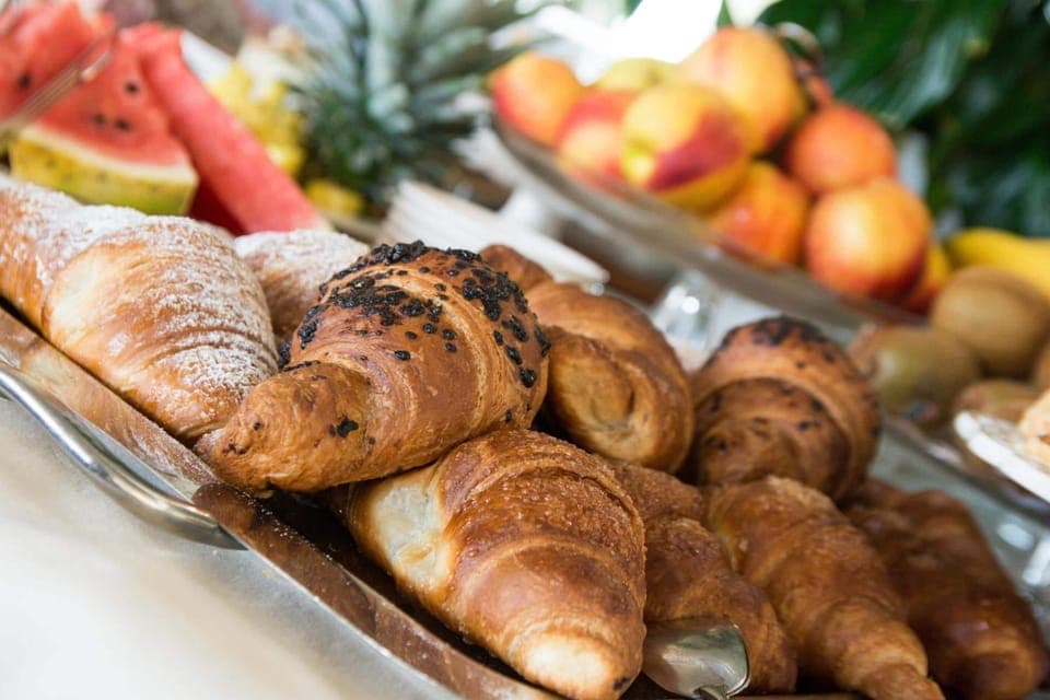 Dinner served, Italian cuisine