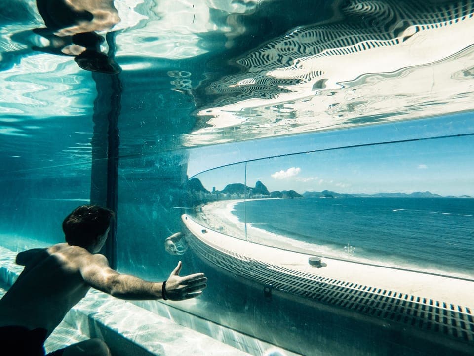 Outdoor pool, sun loungers