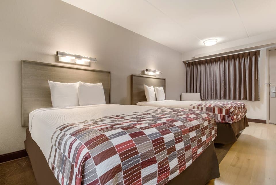 Deluxe Room, 2 Double Beds, Non Smoking | Desk, laptop workspace, blackout drapes, free WiFi