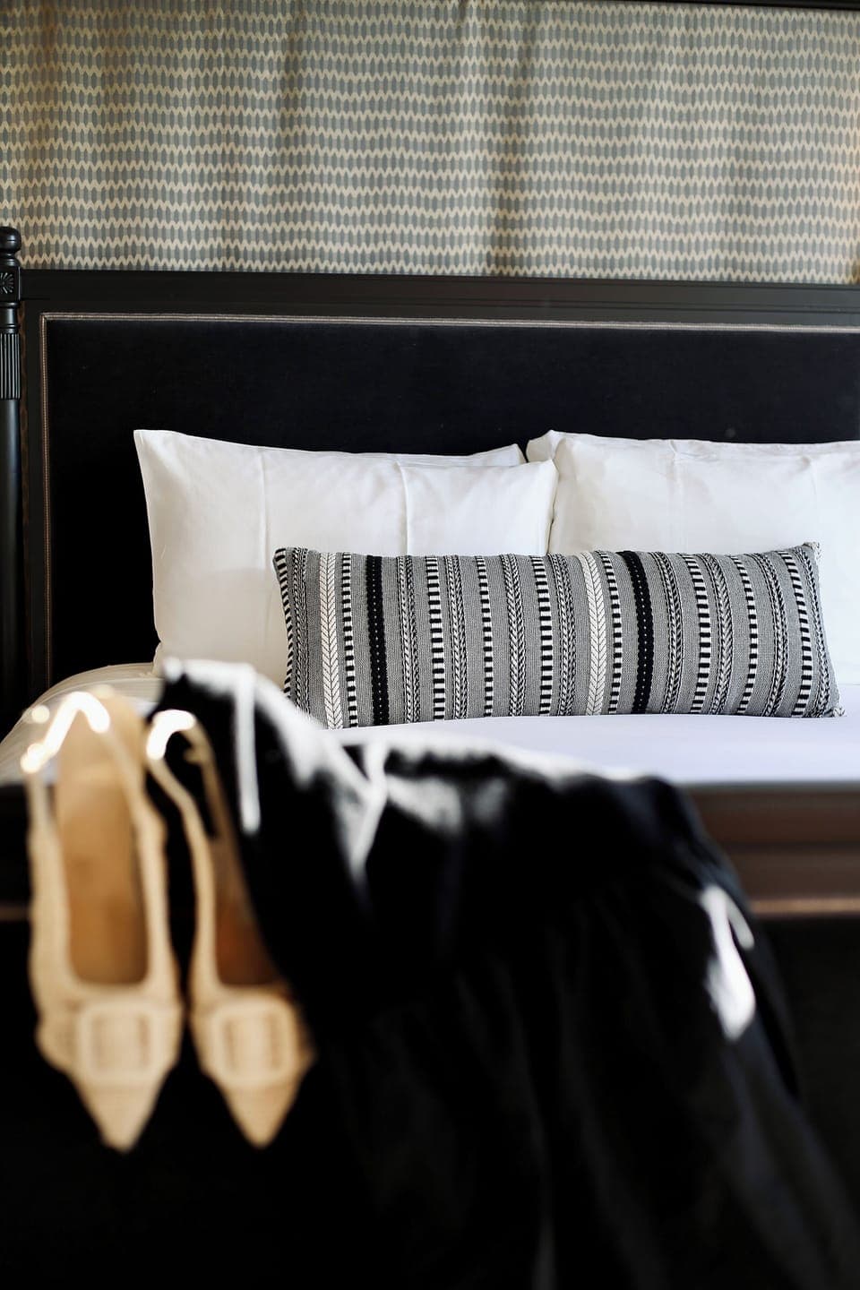 Premium bedding, down comforters, free minibar items, in-room safe