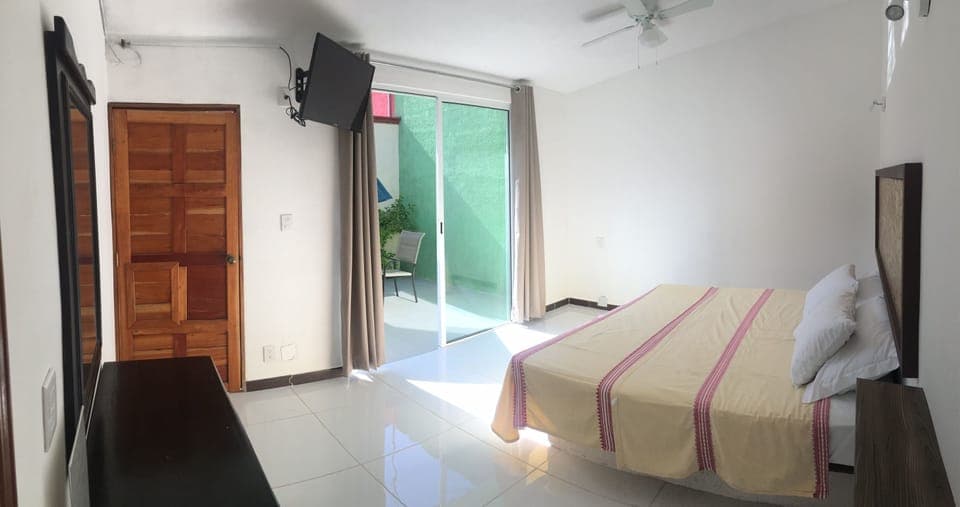 Superior Double Room, 1 King Bed, Garden Area | Down comforters, soundproofing, free WiFi, bed sheets