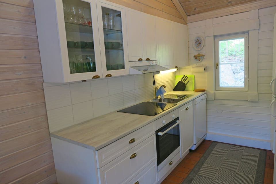 Family Villa, 4 Bedrooms, Sauna, Lake View | Private kitchen | Full-size fridge, microwave, oven, stovetop