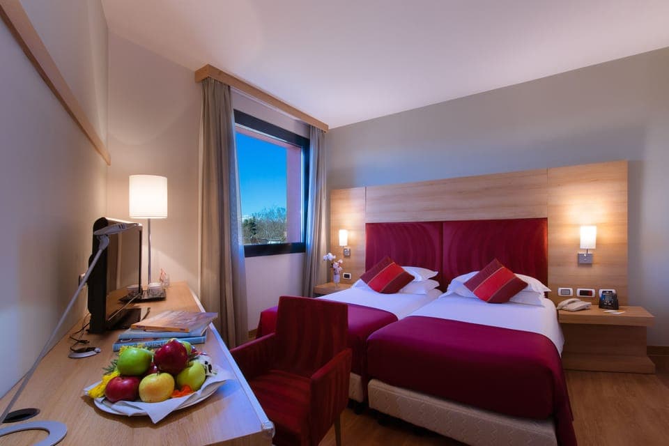 Minibar, in-room safe, desk, laptop workspace