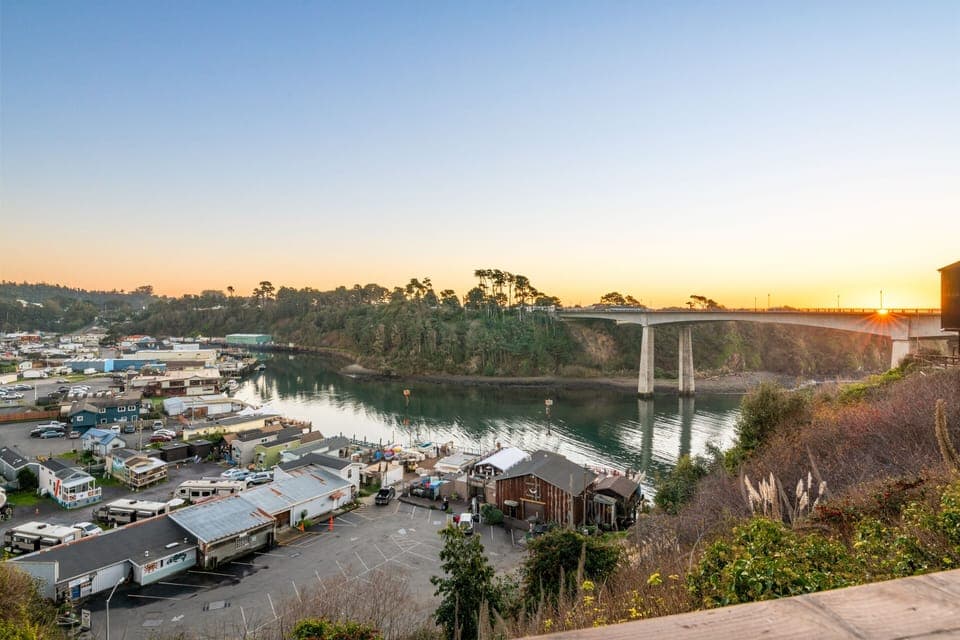 Deluxe Studio 2 Queen Beds, with Balcony and Harbor View | Balcony view