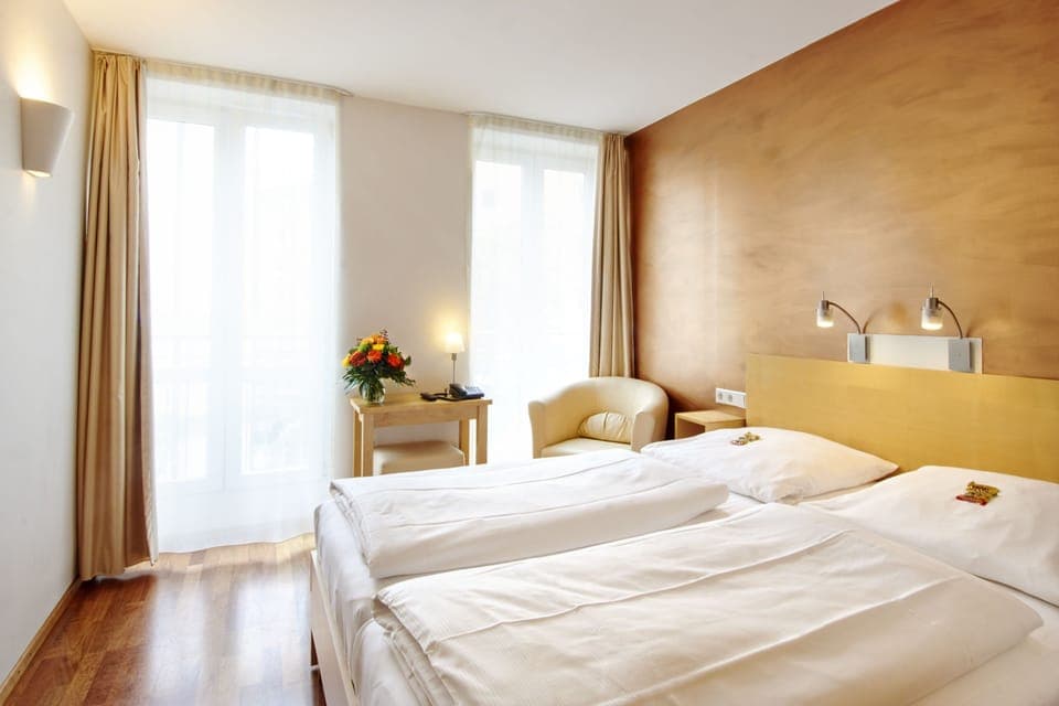 Premium bedding, pillowtop beds, in-room safe, desk