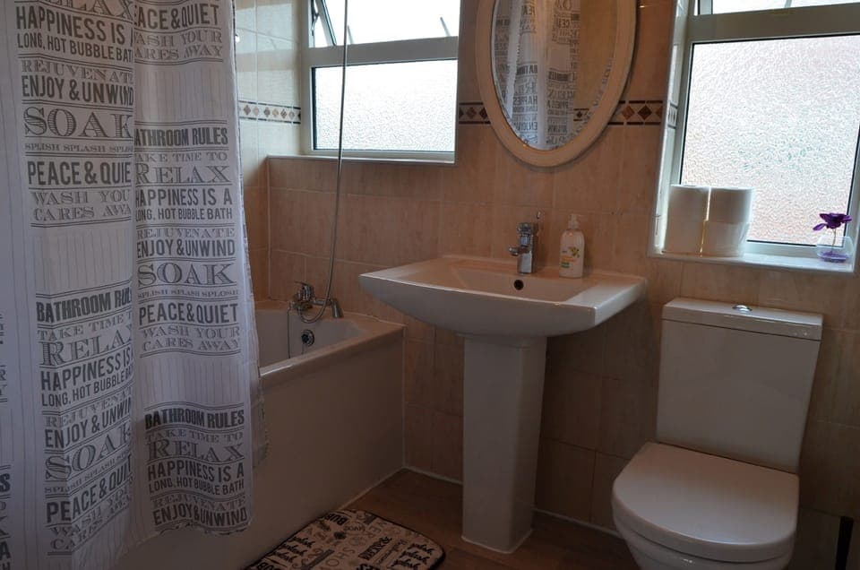 Shower, free toiletries, hair dryer, towels