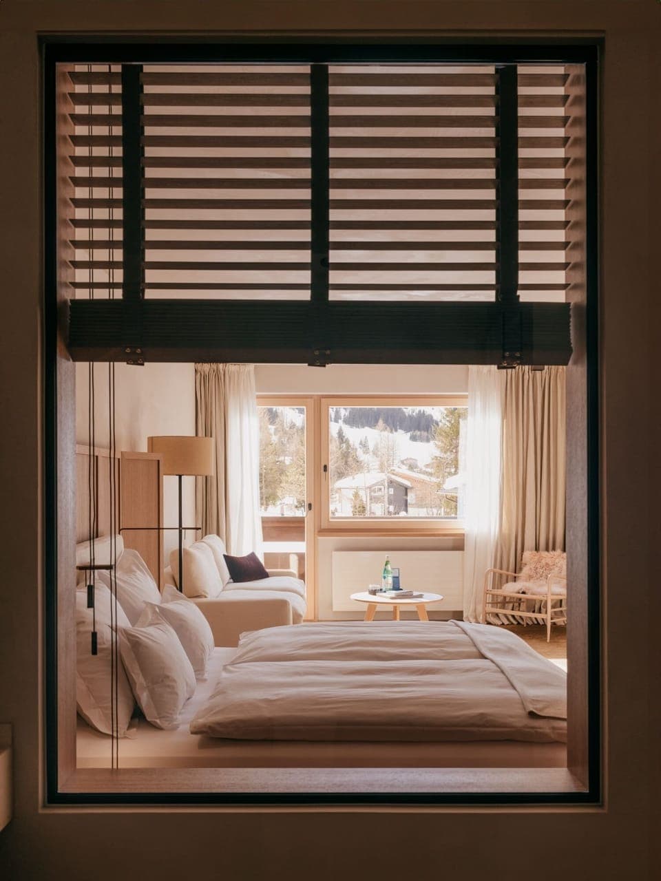 Junior Suite | Hypo-allergenic bedding, in-room safe, individually decorated