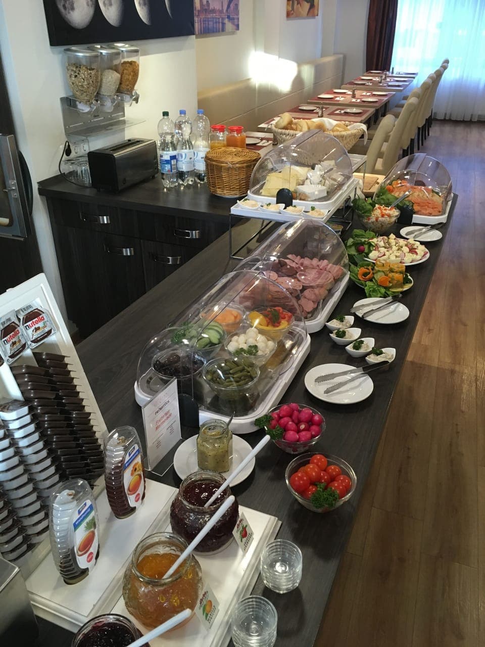 Daily buffet breakfast (EUR 10.80 per person)