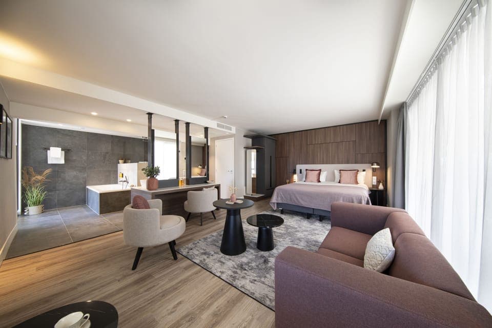 Panoramic Suite, Sea View | Premium bedding, in-room safe, desk, iron/ironing board