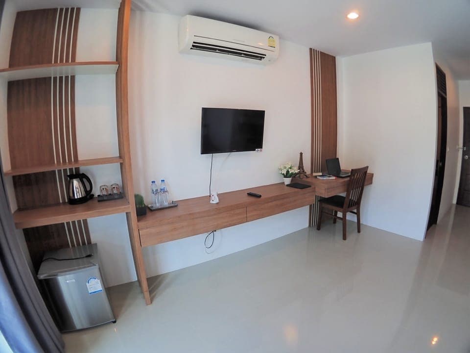 Superior Double Room (Private) | Blackout drapes, free WiFi, bed sheets