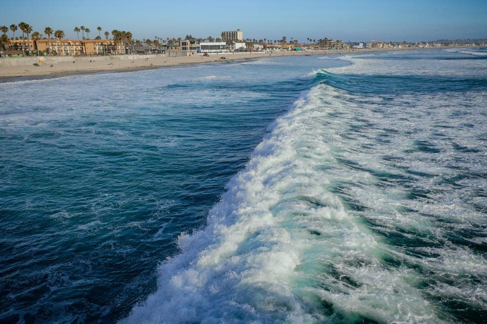 Beach nearby, scuba diving