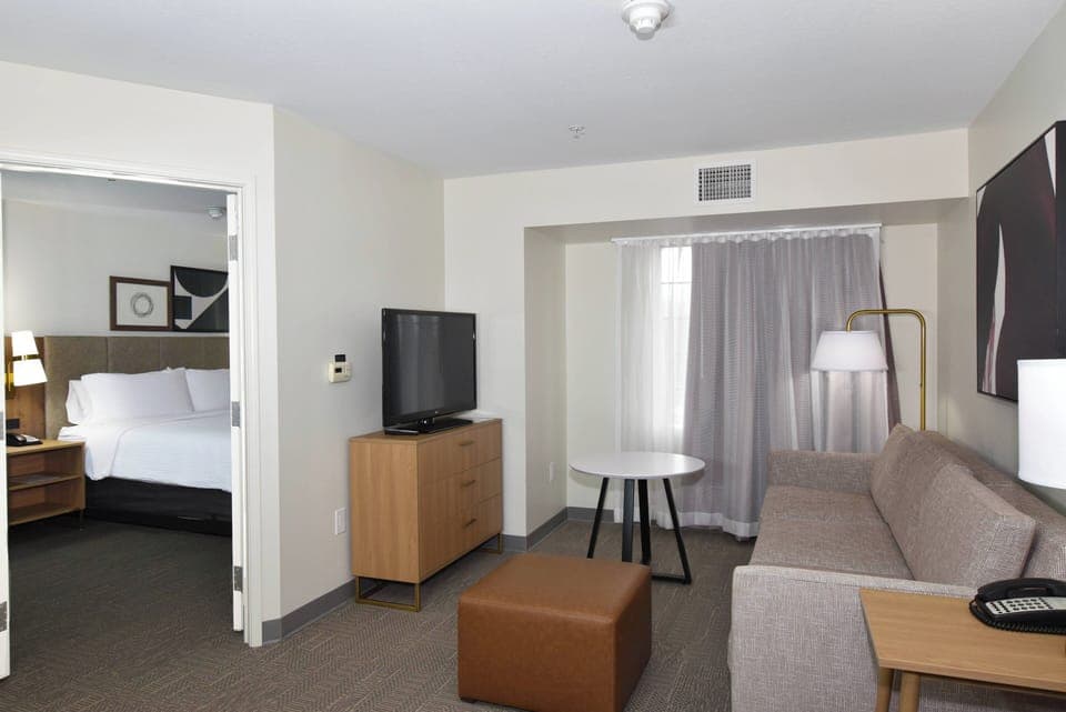 Pillowtop beds, in-room safe, blackout drapes, iron/ironing board